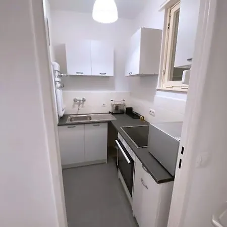 City Center Close To All Sightseeings *