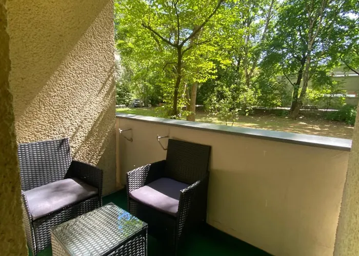 City Center Close To All Sightseeings ברלין